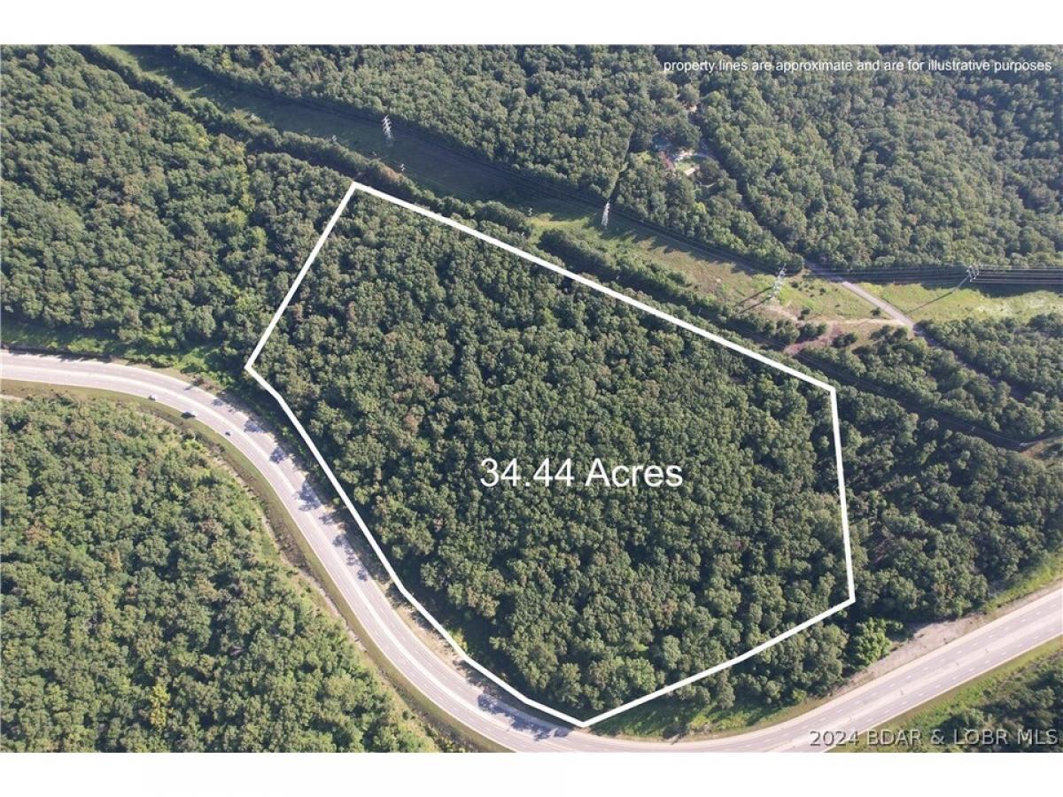 Picture of Residential Land For Sale in Lake Ozark, Missouri, United States