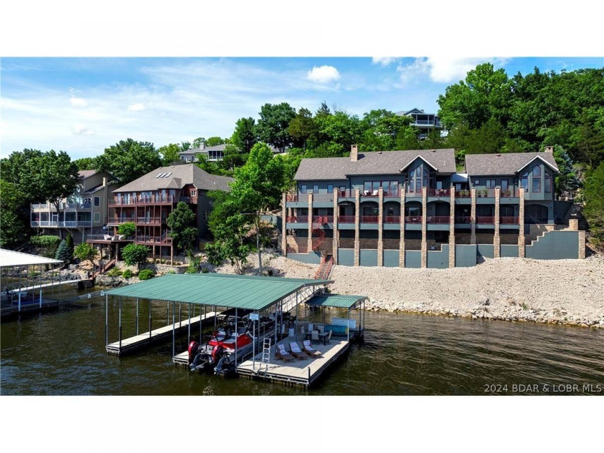 Picture of Home For Sale in Linn Creek, Missouri, United States