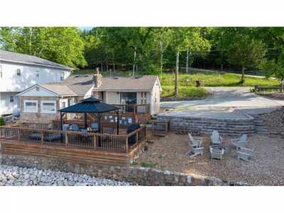 Home For Sale in Sunrise Beach, Missouri