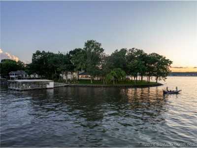 Home For Sale in Four Seasons, Missouri