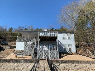 Home For Sale in Sunrise Beach, Missouri