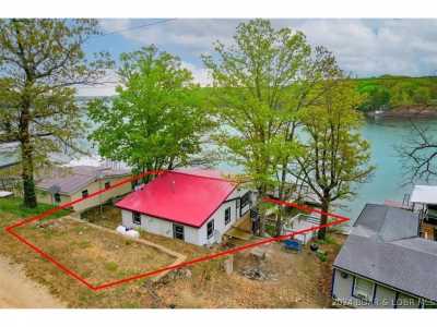 Home For Sale in Edwards, Missouri