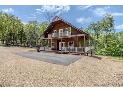 Home For Sale in Camdenton, Missouri