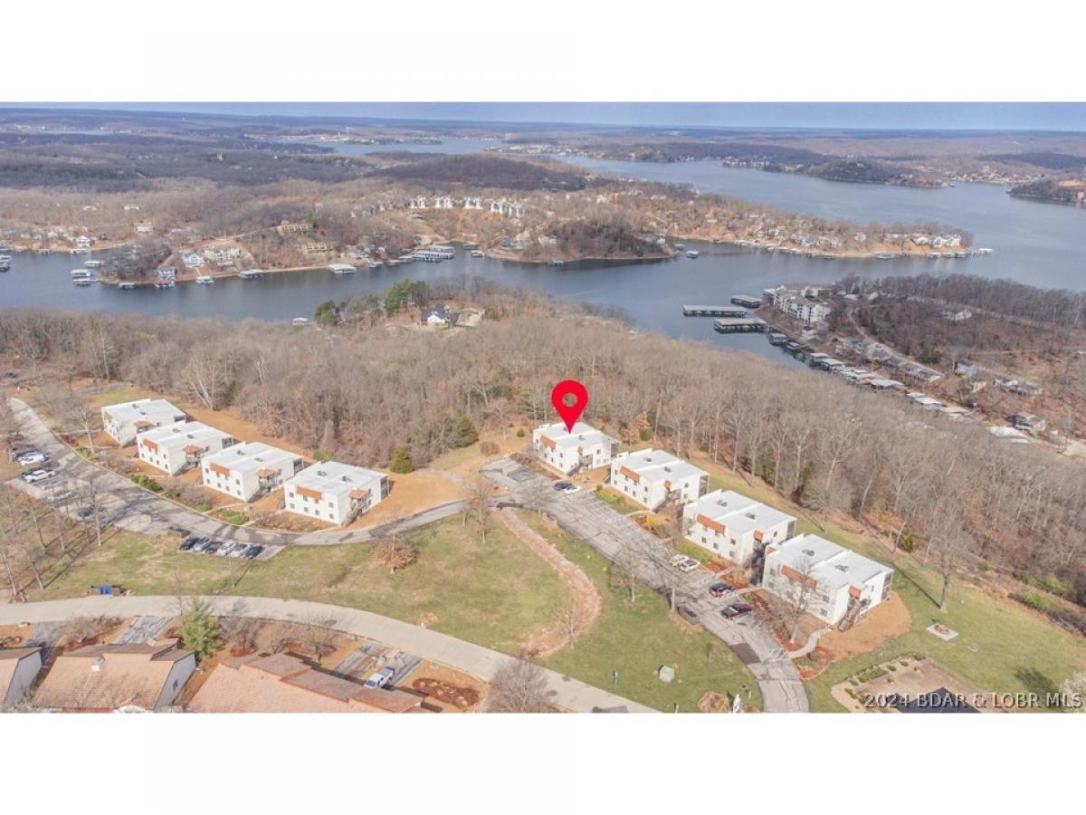 Picture of Home For Sale in Lake Ozark, Missouri, United States