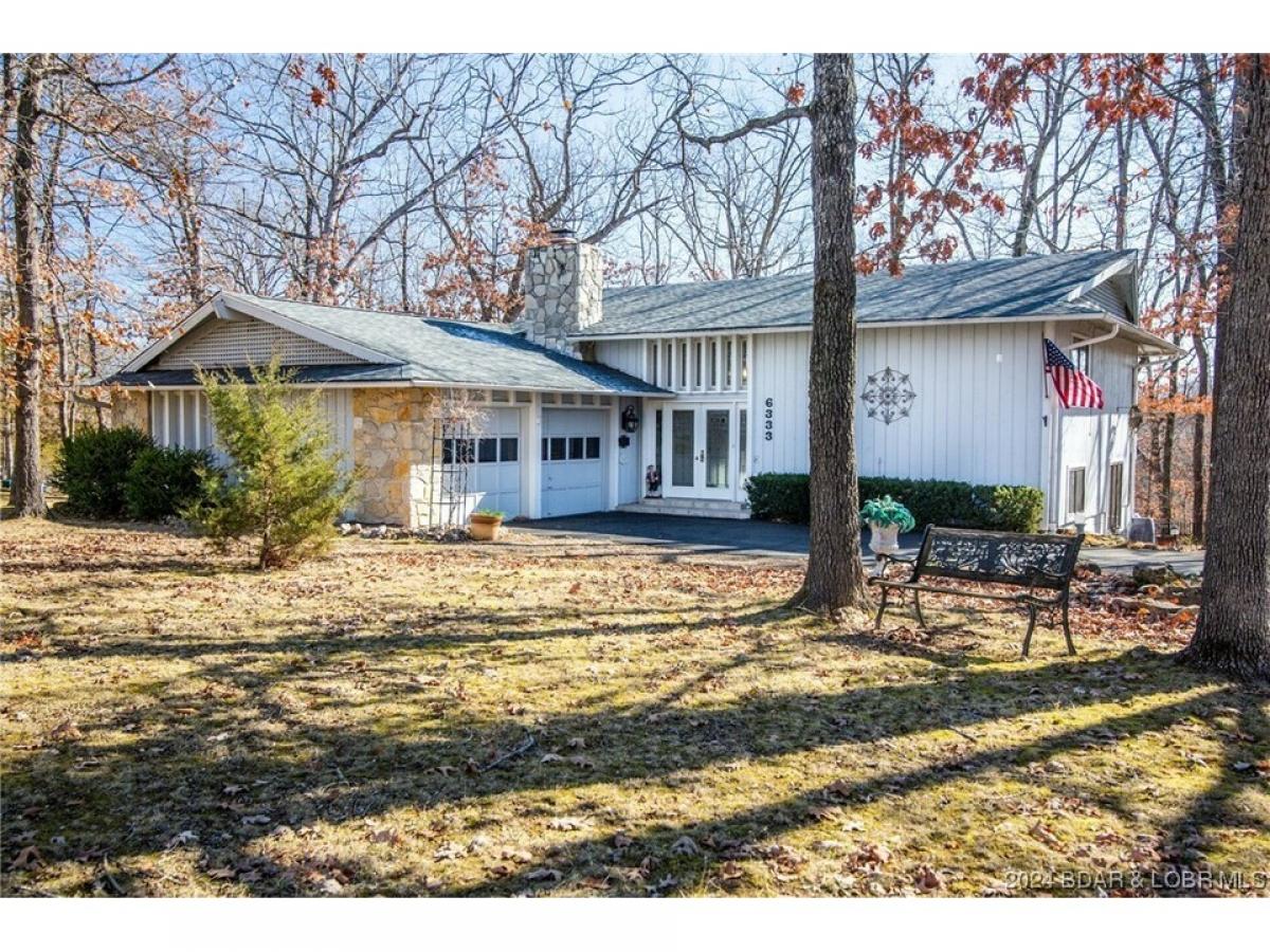 Picture of Home For Sale in Osage Beach, Missouri, United States