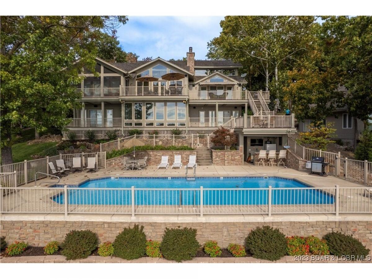 Picture of Home For Sale in Four Seasons, Missouri, United States