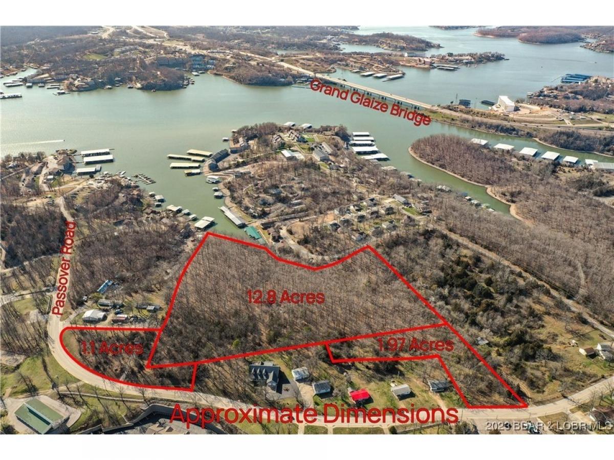 Picture of Residential Land For Sale in Osage Beach, Missouri, United States