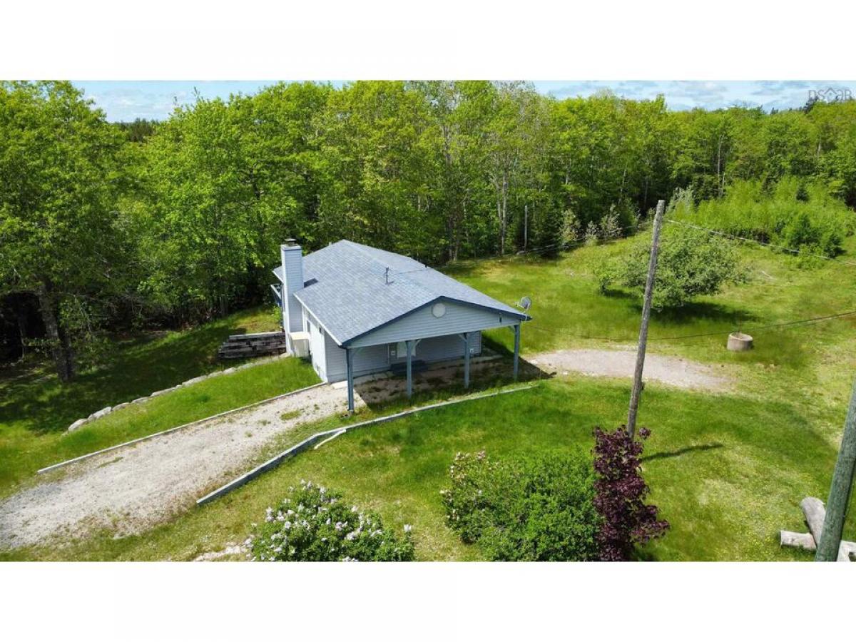 Picture of Home For Sale in Seffernville, Nova Scotia, Canada