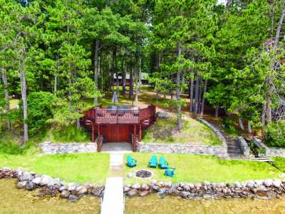 Home For Sale in Hubbard Lake, Michigan