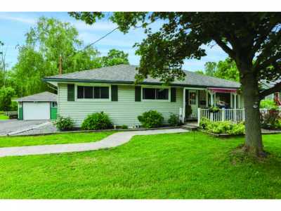 Home For Sale in Fort Erie, Canada