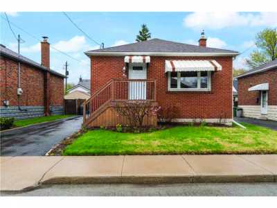 Condo For Sale in Hamilton, Canada