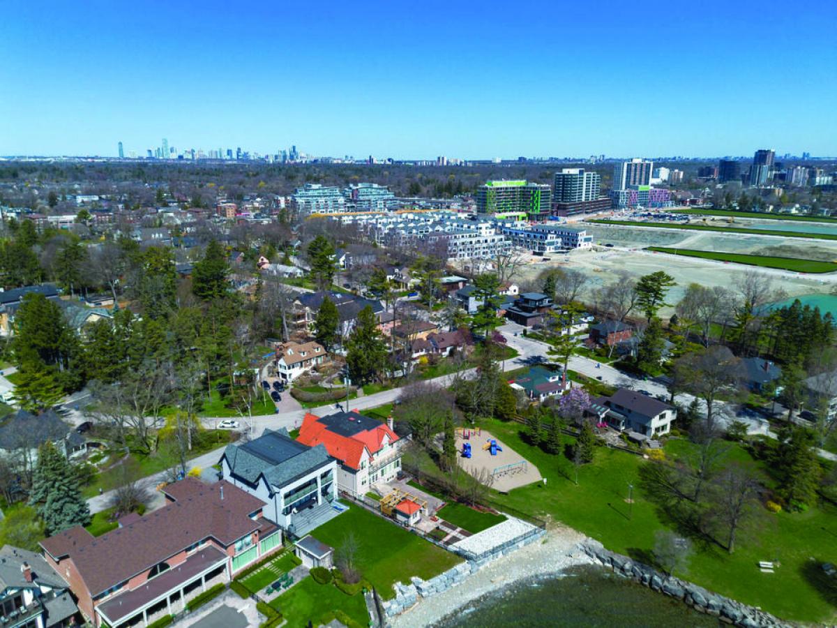 Picture of Home For Sale in Mississauga, Ontario, Canada