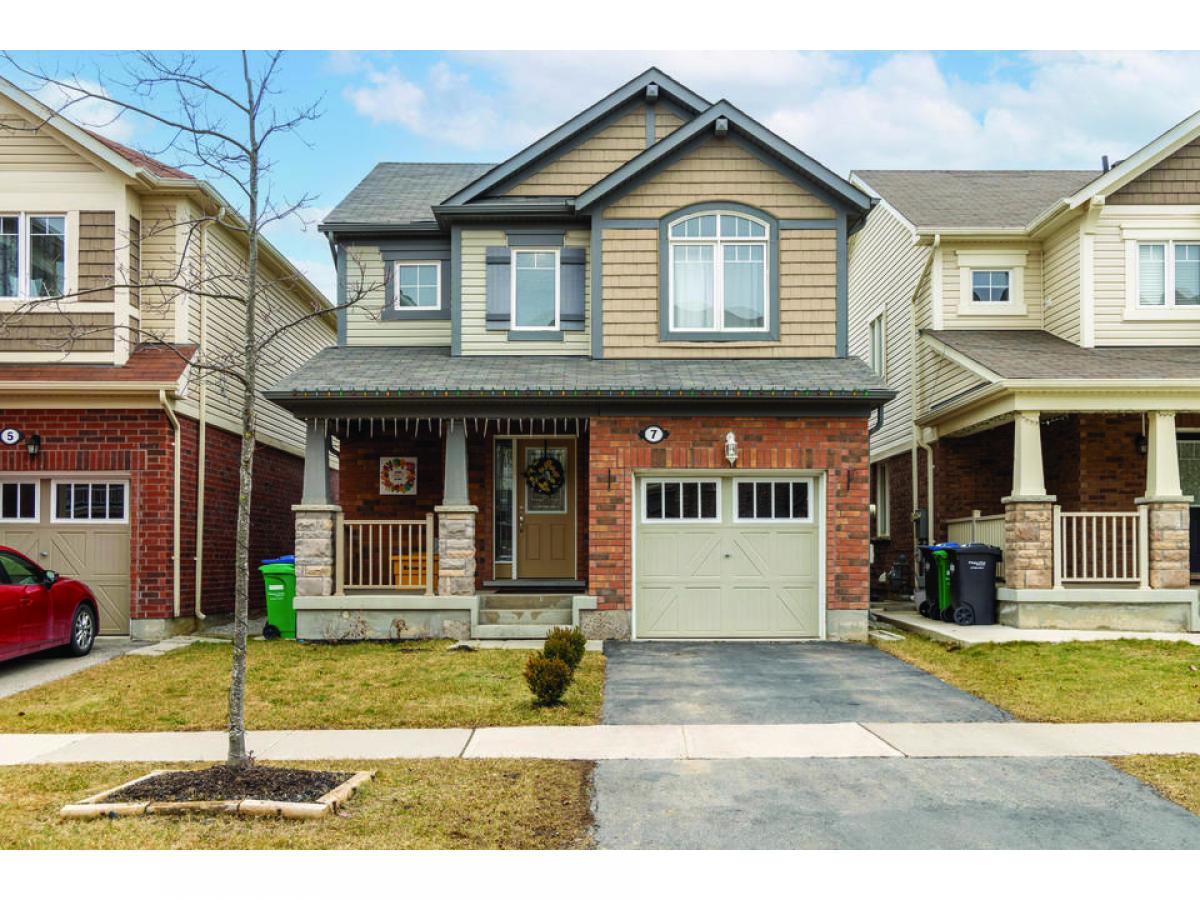 Picture of Home For Sale in Brampton, Ontario, Canada