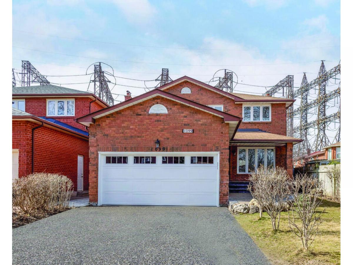 Picture of Home For Sale in Mississauga, Ontario, Canada