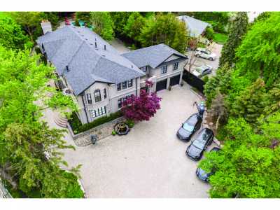 Home For Sale in Mississauga, Canada