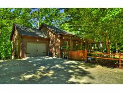 Home For Sale in Ellijay, Georgia