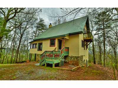 Home For Sale in Ellijay, Georgia