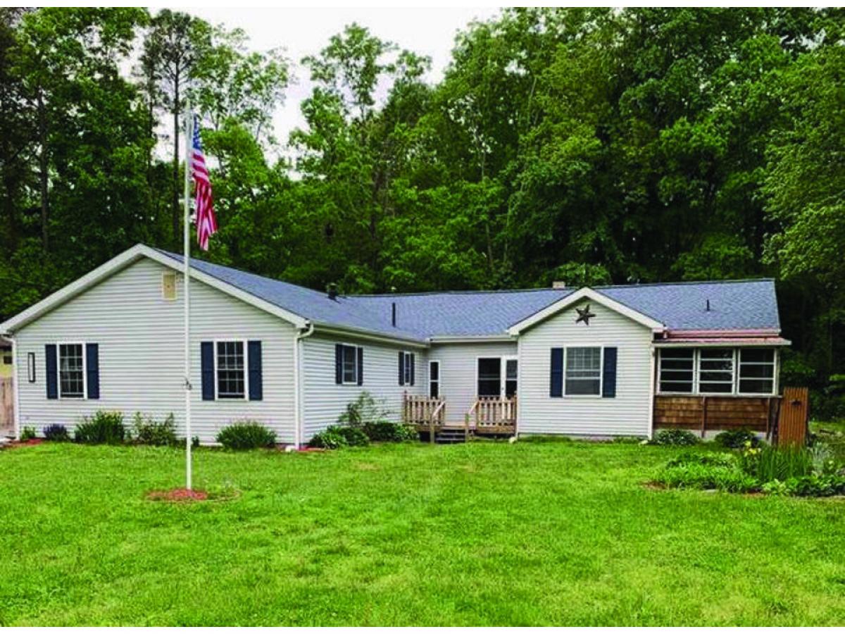 Picture of Home For Sale in Lewes, Delaware, United States