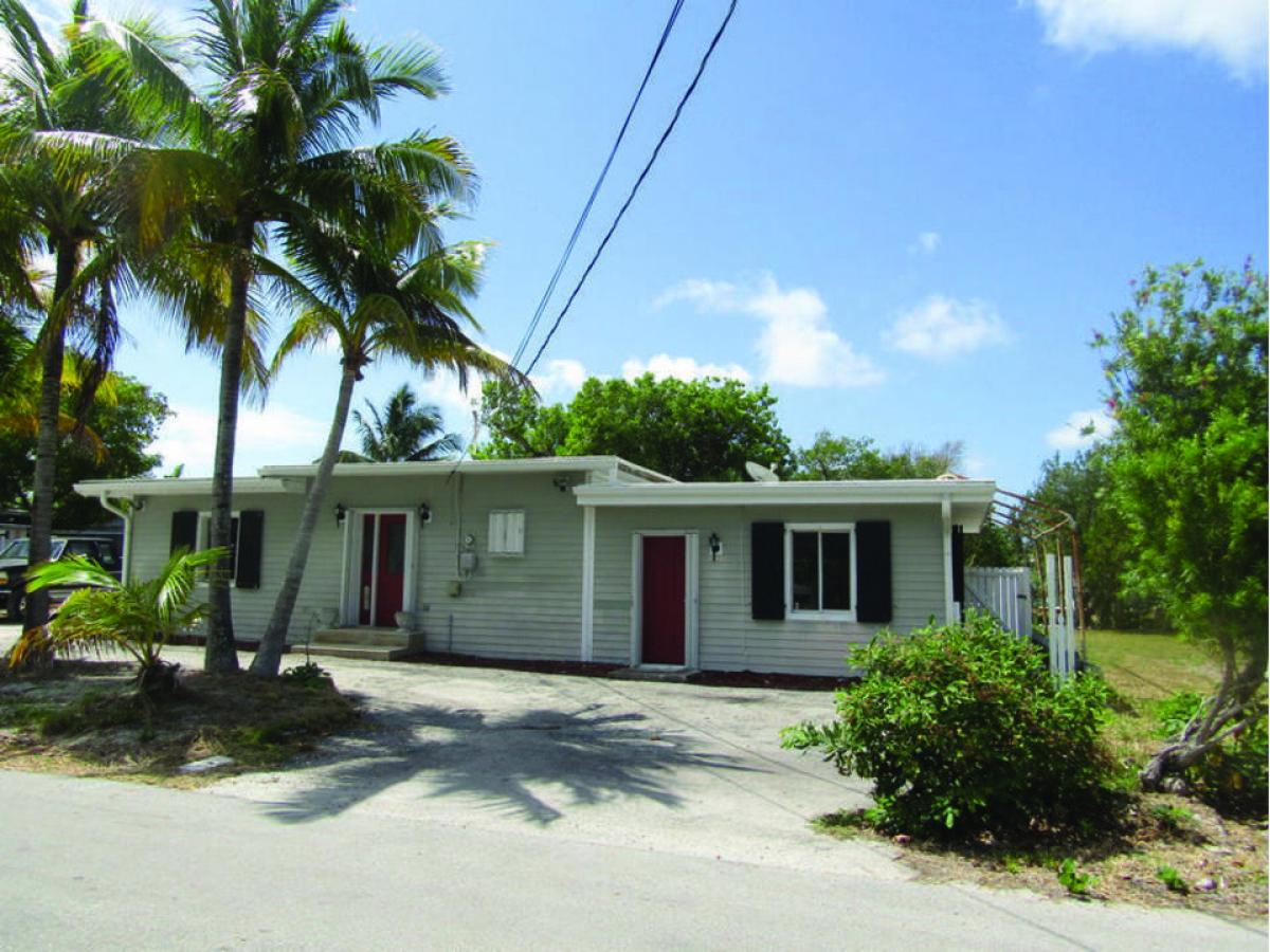 Picture of Home For Sale in Big Pine Key, Florida, United States