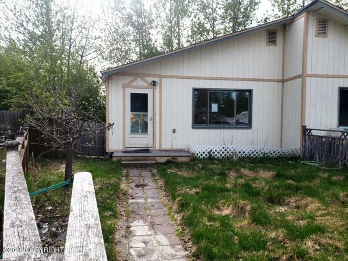 Picture of Home For Sale in Anchorage, Alaska, United States