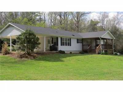 Home For Sale in Zirconia, North Carolina