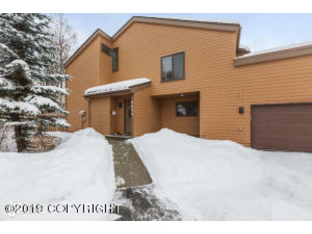 Picture of Home For Sale in Anchorage, Alaska, United States