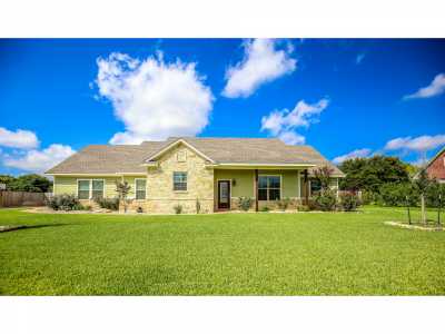 Home For Sale in McGregor, Texas