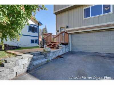 Home For Sale in Anchorage, Alaska