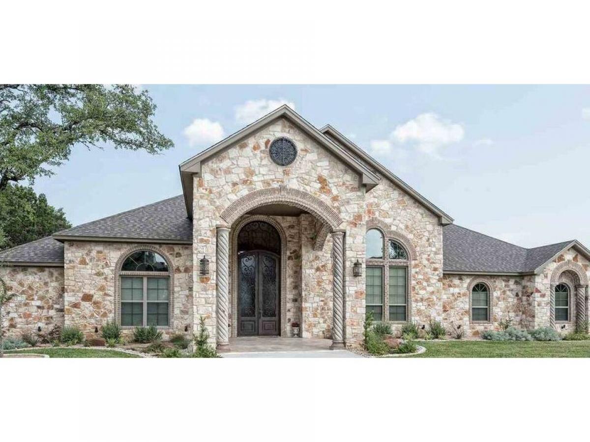 Picture of Home For Sale in China Spring, Texas, United States