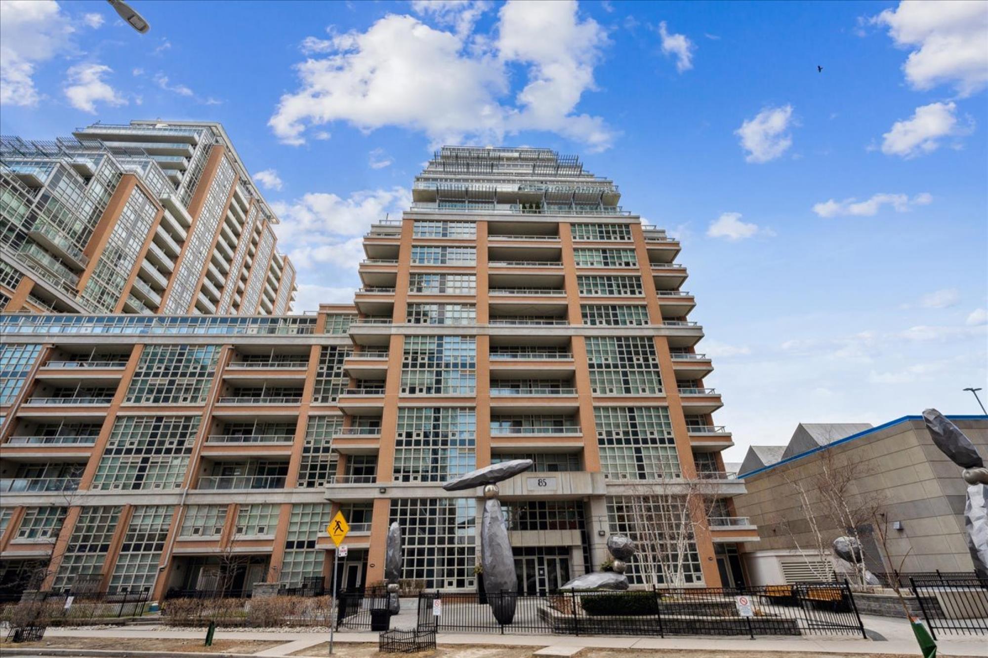 Picture of Condo For Sale in Toronto, Ontario, Canada