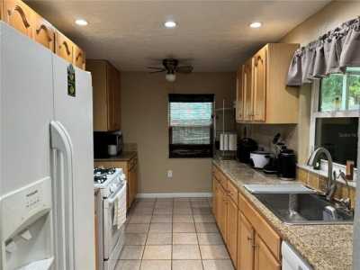 Home For Sale in Lakeland, Florida