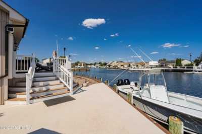 Home For Sale in Toms River, New Jersey