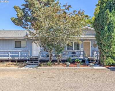 Home For Sale in Brownsville, Oregon