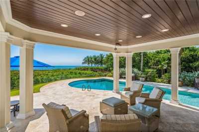 Home For Sale in Vero Beach, Florida