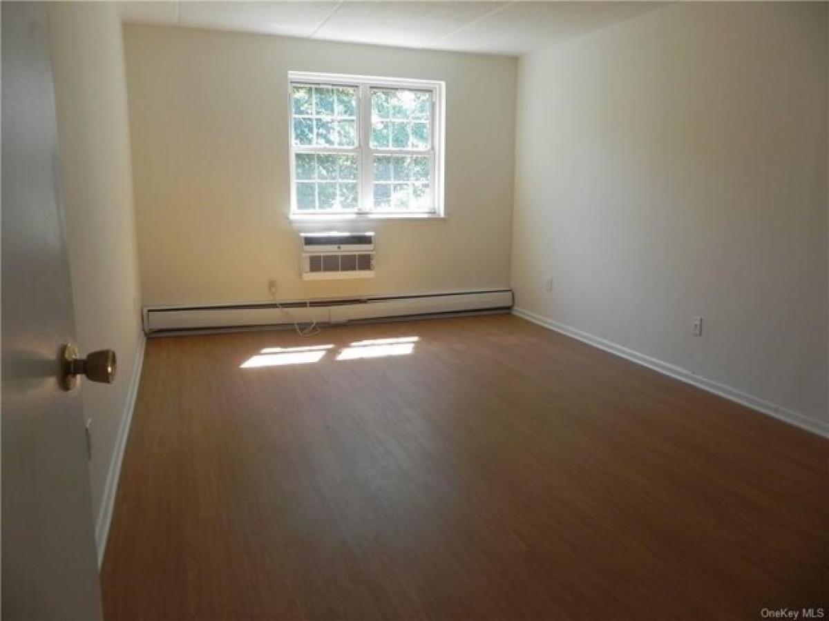 Picture of Home For Rent in Tuckahoe, New York, United States