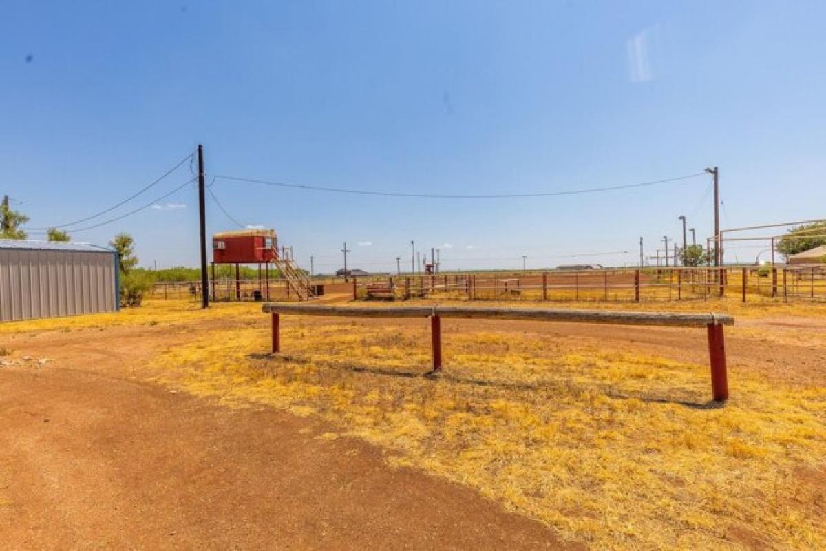 Picture of Home For Sale in Abilene, Texas, United States