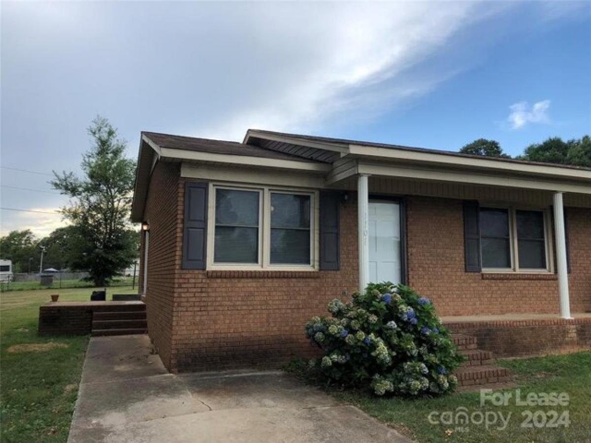 Picture of Apartment For Rent in Lincolnton, North Carolina, United States