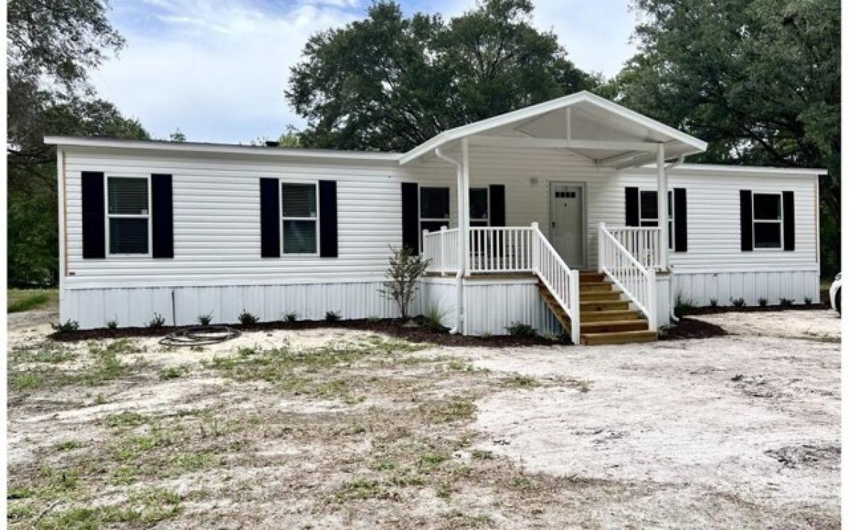 Picture of Home For Sale in Lake City, Florida, United States