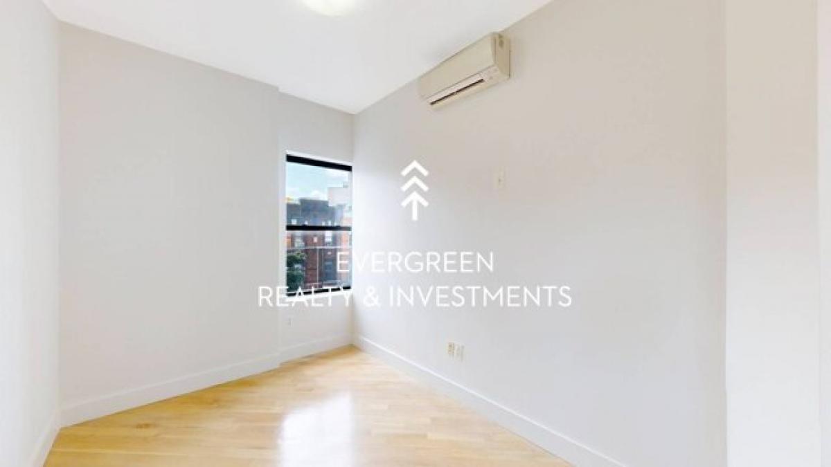 Picture of Home For Rent in Ridgewood, New York, United States