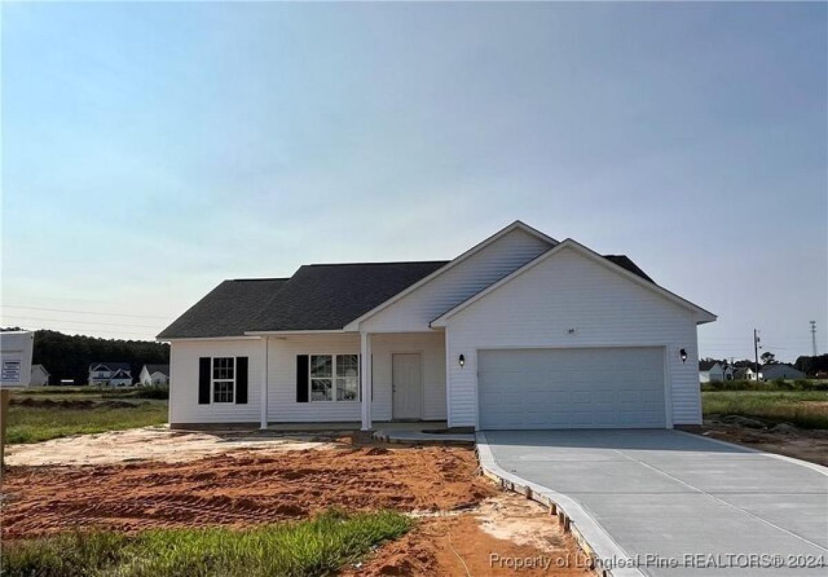 Picture of Home For Sale in Parkton, North Carolina, United States