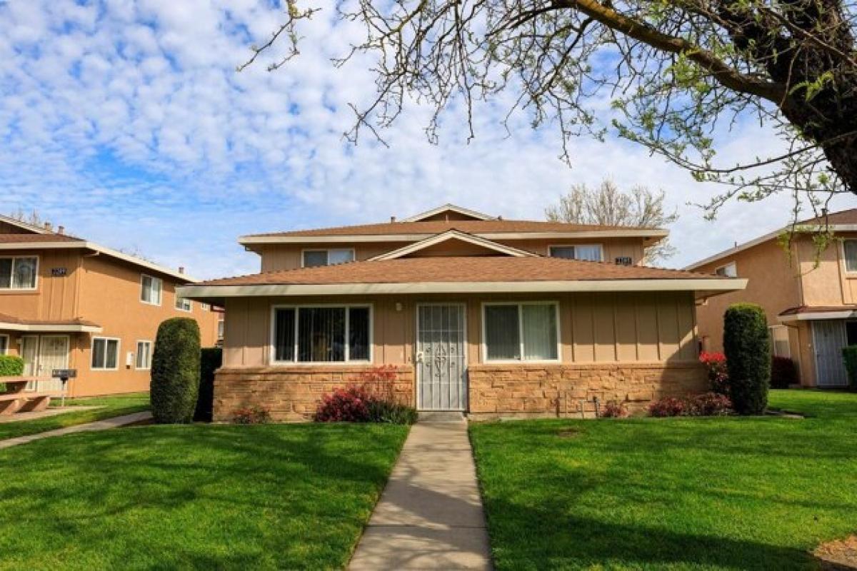 Picture of Home For Sale in Modesto, California, United States