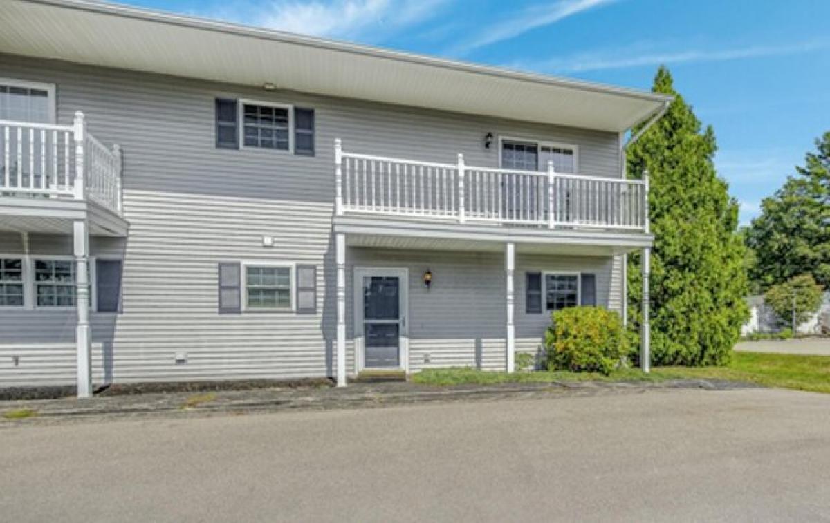 Picture of Home For Sale in Old Orchard Beach, Maine, United States