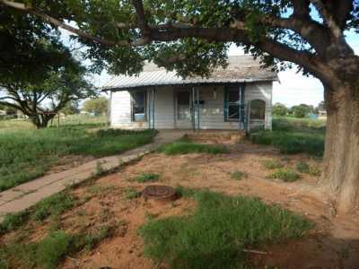 Home For Sale in Slaton, Texas