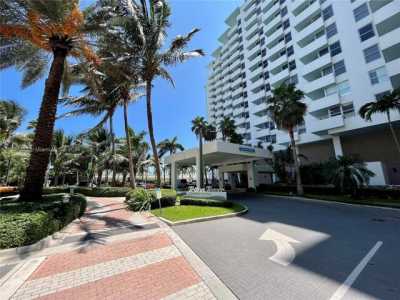 Apartment For Rent in Miami Beach, Florida