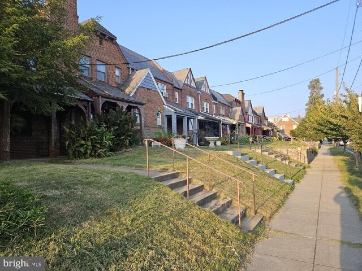 Picture of Home For Sale in Washington, District of Columbia, United States