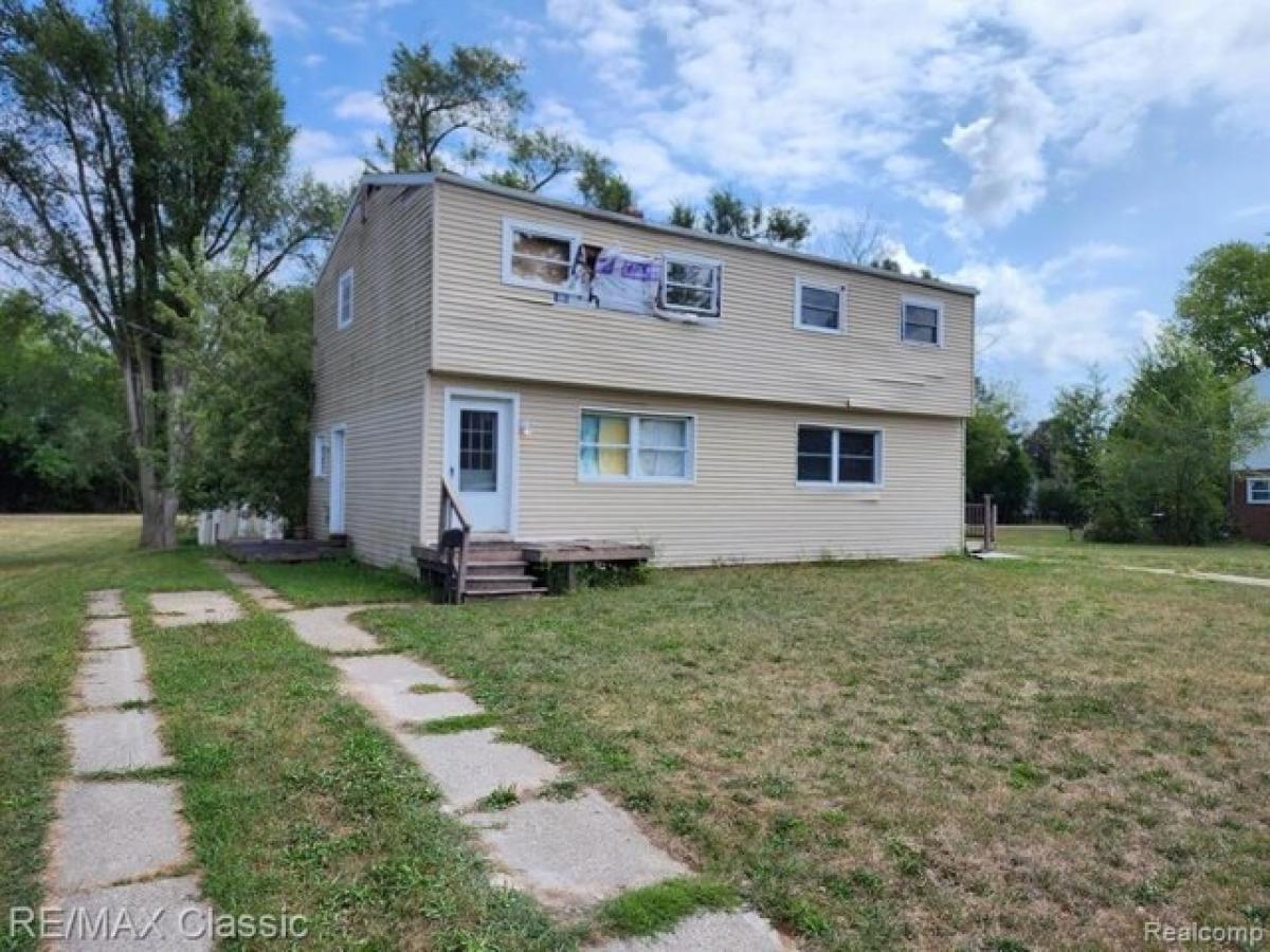 Picture of Home For Sale in Tecumseh, Michigan, United States