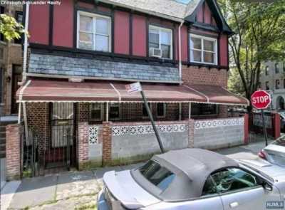 Home For Sale in Brooklyn, New York