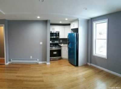 Apartment For Rent in Ozone Park, New York