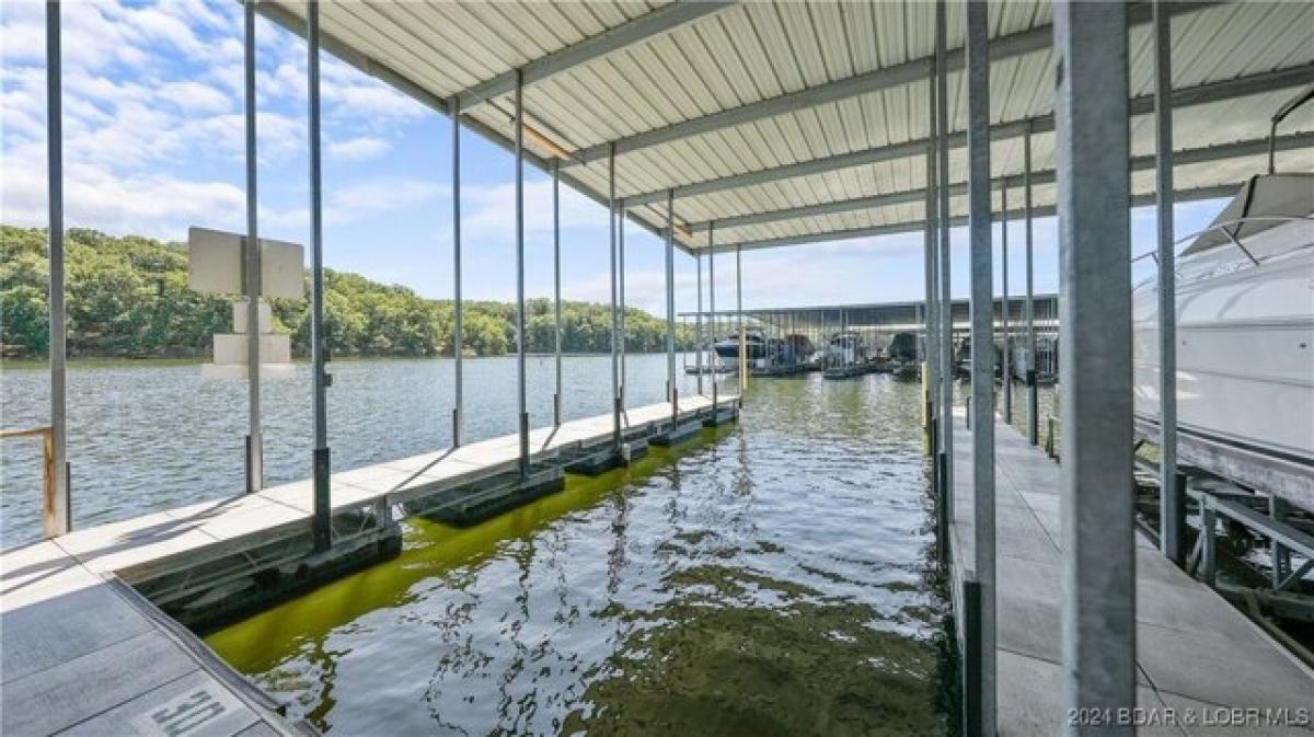 Picture of Home For Sale in Osage Beach, Missouri, United States