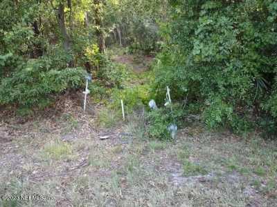 Residential Land For Sale in Crescent City, Florida